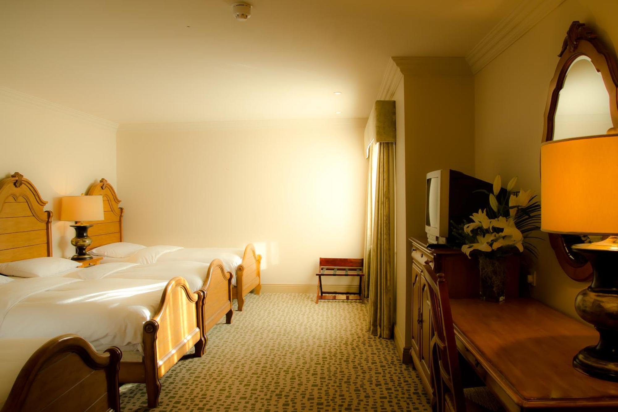 Hotel The Newbury Mullingar